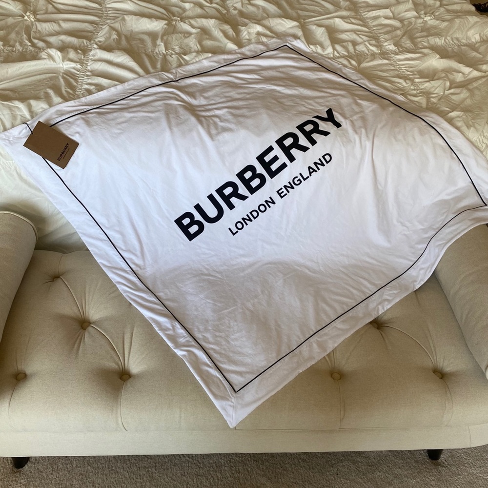 Burberry blanket